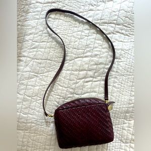 CLARE V Burgundy Plum woven crossbody bag purse like new